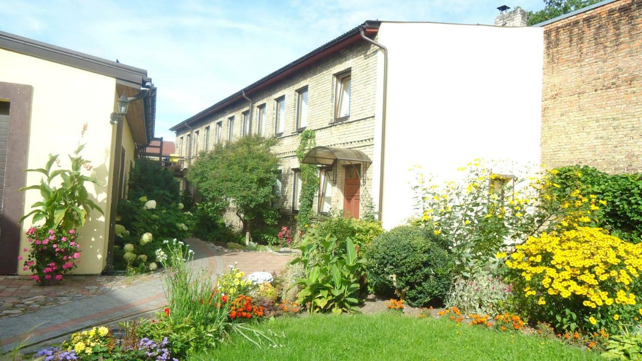 Saules Kvartals Ventspils Exterior photo